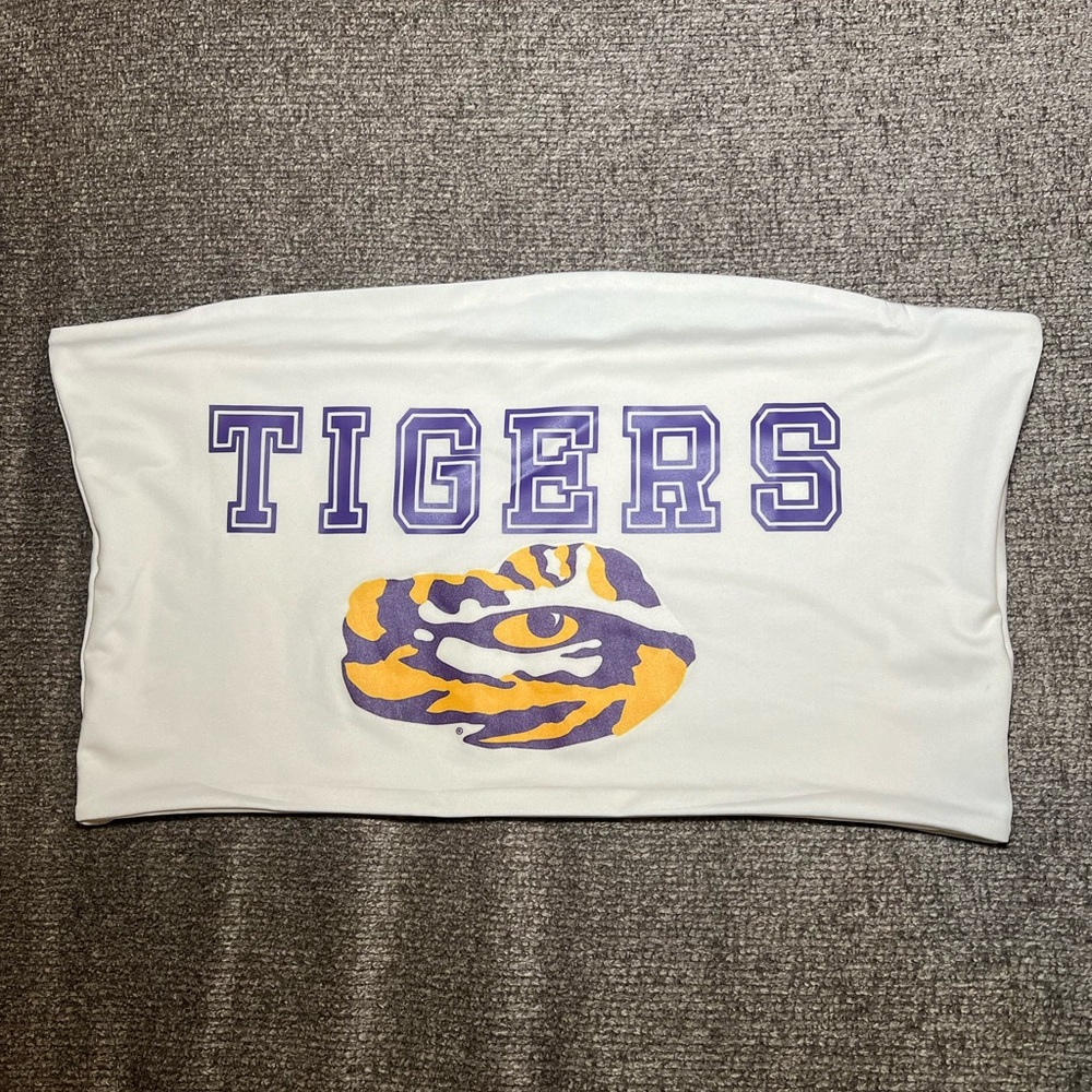 Never Worn It Was Too Short For My Torso. Tigers Was Custom Made. View 2